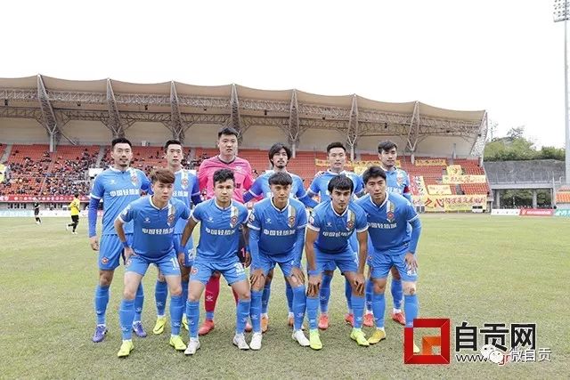 法比奥伤退，紧急送医接受检查